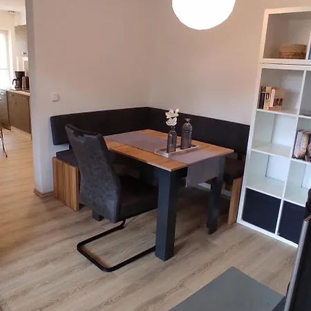 Crossair Mit Parken, Fahrradgarage Und Pkw-wallbox Am Haus * Zwickau